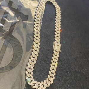 Elegant Silver Chain Necklace 20”